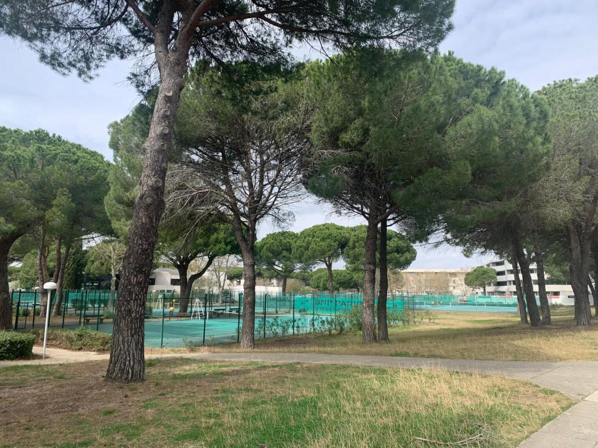 Avec 2 Double Lits, Au Calm, 50m Du Lac, Golf Apartment *